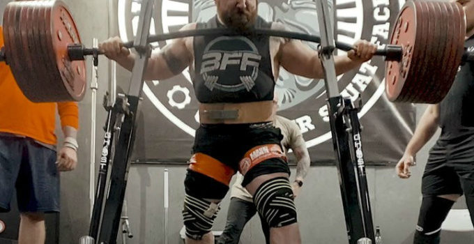 Chris Duffin squat